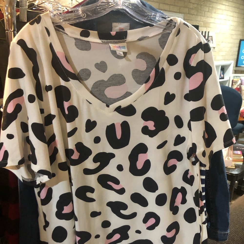 Lularoe Iris Tunic